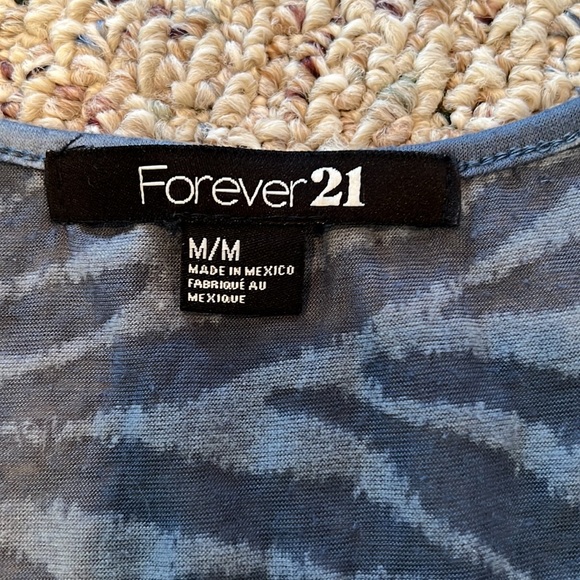 Forever 21 Blue Grey Zebra Print Tank Top Size Medium Sheer Summer Animal Casual - Picture 5 of 6